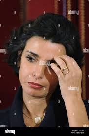 Rachida Dati receives the report of Andre Varinard