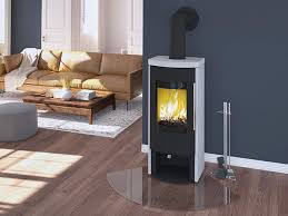 Dieser kamin kann einfach an der gewünschten stelle oder in einer passenden kaminumrandung details: Schwarze Kaminofen Finden Bei Ofenseite Com