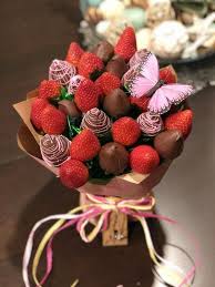 Birthday Chocolate Covered Strawberries Pinterest Pin By Kae On Chocolate Chocolate Covered Fruit Chocolate Covered Strawberries Bouquet Chocolate Covered Strawberries