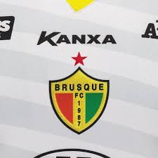 O material é produzido pela volt sport, nova fornecedora de material esportivo do coelho. Camisa Kanxa Brusque Ii 2017 Futfanatics