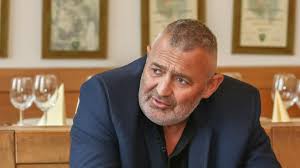 Károly gesztesi (born károly tóth, 16 april 1963, budapest, hungary) is a hungarian actor and voice actor. Kiderult Mibol El Igazabol Gesztesi Karoly Nlc