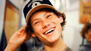 It's a Hard old Life 4 26 22 Sofi