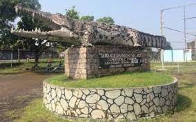 Apakah taman buaya buka / kau ilhamku.: Taman Buaya Indonesia Tak Lagi Jaya Merahputih