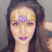 Our next Vulgar member returning to #cirqueduvulgar for Round 2 is... The  Drunken Whore🤪 she's been up to no good over the Christmas break (let's  hope she got some new tights)😂 Now