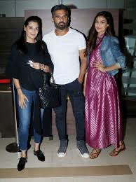 Athiya shetty is an indian film actress. Athiya Shetty S Feet Wikifeet
