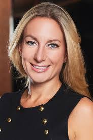 Amanda Parsons's Instagram, Twitter & Facebook