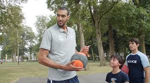 Aug 07, 2016 · gobert owns an 11,000 sqft lavish house in salt lake city, utah which he bought for $3.9 million in 2017. For Rudy Gobert The Journey Matters Most Utah Jazz