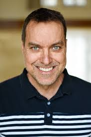 David Au's Instagram, Twitter & Facebook