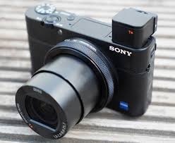 Sony rx100 iv doesn't have any connections for external microphones and headphones. Sony Cyber Shot Rx100 Iv Hands On Ephotozine