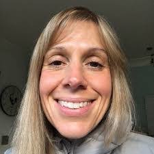 Emma Maciver's Instagram, Twitter & Facebook