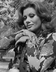 Esta foto es de poco después del terremoto del 3 de Octubre de 1974.  alguien reconoce el lugar? (andrewkbr)