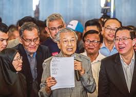 Teknologi moden disalah guna hanya merugikan masa depan}, author={che wan badrul alias}, year={2016} }. Pakatan Harapan Continues Its Reign On Popular Votes
