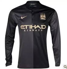 I recommend this jersey even if it is a man city jersey. Manchester City Full Jersey