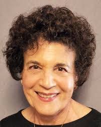 Lorraine Levin's Instagram, Twitter & Facebook