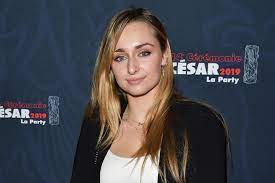Contacter la production de demain nous appartient par téléphone. Emma Smet Debute Sa Carriere D Actrice Dans Demain Nous Appartient
