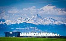 Vergleichen sie mietwagen am flughafen denver (den) und finden sie die günstigsten angebote von allen großen autovermietungen. Denver International Airport Wikipedia