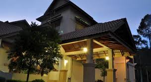 With a stay at ērya by suria janda baik in janda baik, you'll be 12.4 mi (20 km) from genting skyway and 17 mi (27.4 km) from genting highlands theme park. Erya By Suria Janda Baik Formerly Suria Hill Country House Lot 8567 Kampung Janda Baik Bentong