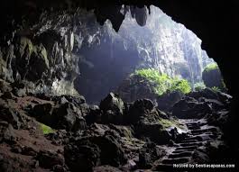 Al hasan al bashri mengatakan bahwa jin adalah anak dari iblis sedangkan manusia adalah anak dari adam. Asal Usul Kejadian Jin Iblis Dan Syaitan Sentiasa Panas