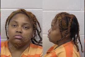 Dejuan Howell's Instagram, Twitter & Facebook