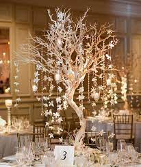 25 Breathtaking Christmas Wedding Ideas Christmas Celebration All About Christmas Christmas Wedding Centerpieces Winter Wedding Centerpieces Wonderland Wedding Theme