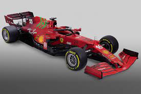 La formula 1 affonda le sue radici nelle corse automobilistiche di fine ottocento, che incominciarono ad assumere lo status di gran premi dal 1906.negli anni 1920, ci fu la prima seria regolamentazione delle gare, denominata formula grand prix, e fu adottata principalmente in europa. Ferrari Reveals New F1 Car With Green Mission Winnow Logo