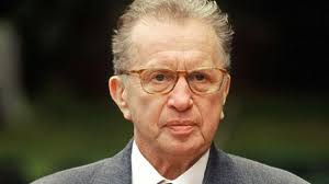 See more of commissaire moulin on facebook. 38 Meilleures Idees Sur Commissaire Moulin Commissaire Moulin Le Moulin Serie Tv Francaise