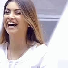 La mia bacheca su questa bellissima star,ovvero emma muscat,cantante stra brava maltese e anche la mia. Emma Muscat Biondo Gif Emmamuscat Biondo Biemma Discover Share Gifs
