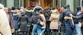 Harald mahrer, präsident der wirtschaftskammer österreich, will geschäfte in österreich jetzt wieder öffnen und den lockdown beenden. Eurozone Inflation Liegt Deutlich Uber Den Erwartungen