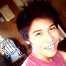 wilfred john manatad (@thegreendiaries)