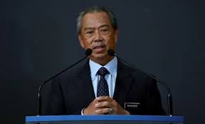 Ahli dewan undangan negeri (adun) kadamaian, datuk ewon benedick menyatakan tan sri muhyiddin yassin perlu meletak jawatan kerana sudah hilang moral sebagai perdana menteri. Xdaaqnkuaixkim