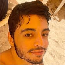 🥼🇧🇷 O Brasil conta com os profissionais de saúde para reforçar o combate  ao coronavírus. Os especialistas serão capacitados nos protocolos do  Ministério da Saúde e poderão ser consultados pelos gestores estaduais