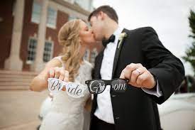 Bride Groom Stunna Shades Wedding Portraits Bride Groom Sunglasses