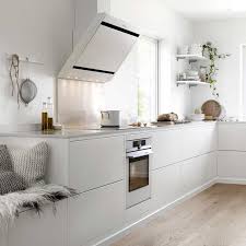 La cocina es un espacio esencial en cualquier hogar. Decoracion Cocinas Claves Para Actualizar Tu Cocina Sin Hacer Obras Foto 1