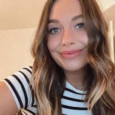 MacKenzie Gould (@KenzieNicholle)