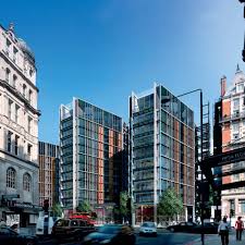 Hyde park is a green and peaceful oasis, just a few minutes walk from the bustling commercial centre of hyde. One Hyde Park Darling Associates