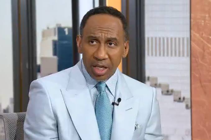 ESPN halts show for breaking news that leaves Stephen A Smith 'very, very  happy' - AOL