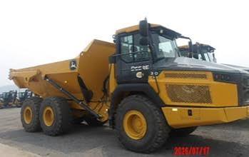 John Deere 310-P Tier Off-Highway Truck