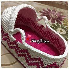 Penye Iple Orgu Bebek Puseti Nasil Yapilir Tricot Et Crochet Crochet Modeles De Crochet