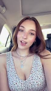 Eve Murray's Instagram, Twitter & Facebook