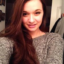 Danielle Brackett (@danjellenicole)