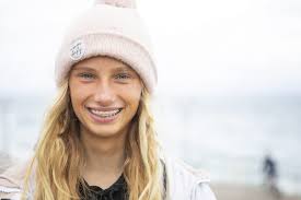 Ava Henderson's Instagram, Twitter & Facebook