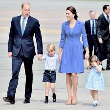 Ten sam tabloid wielokrotnie podczas ciąż. Kate Middleton I Ksiaze William Z Dziecmi Ksiezna Kate W Ciazy Z Blizniakami