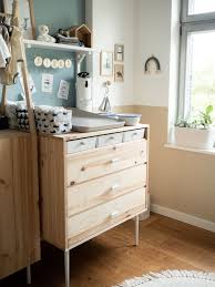 Diy Wickelkommode Fur Das Babyzimmer Mit Ikea Ivar Scones Berries In 2020 Ikea Baby Room Ikea Baby Dresser As Nightstand