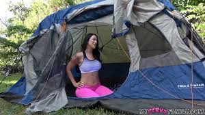 Ca baise au camping 1 - ThisVid.com