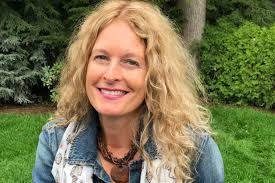 Blue Water Woman Magazine for women in the Blue Water Area of Michigan BARBARA  PAYTON: coming home