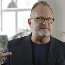 La fe es por encima de nuestros temores e incertidumbres. ¿Cómo liderar en  tiempos difíciles? 👉🏼 https://youtu.be/KIczj1xPo4w