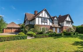 Trains large of the Lawrence