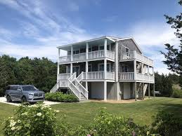 We rent cars, jeeps, suvs, minivans, convertibles & sports cars. New Modern Charming Waterfront The Harper House Updated 2021 Tripadvisor Oak Bluffs Vacation Rental