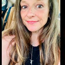 Best nail salon in Red Bank, Chattanooga or Hixson?