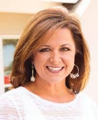 Meredith Dickerson's Instagram, Twitter & Facebook